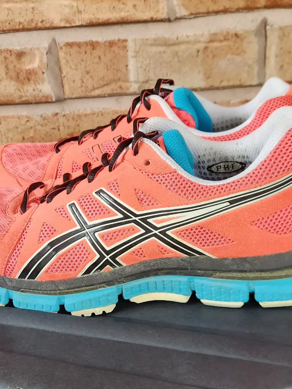 ASICS Gel Neo 33 T272N Pink Running Shoes, Women's 8.5